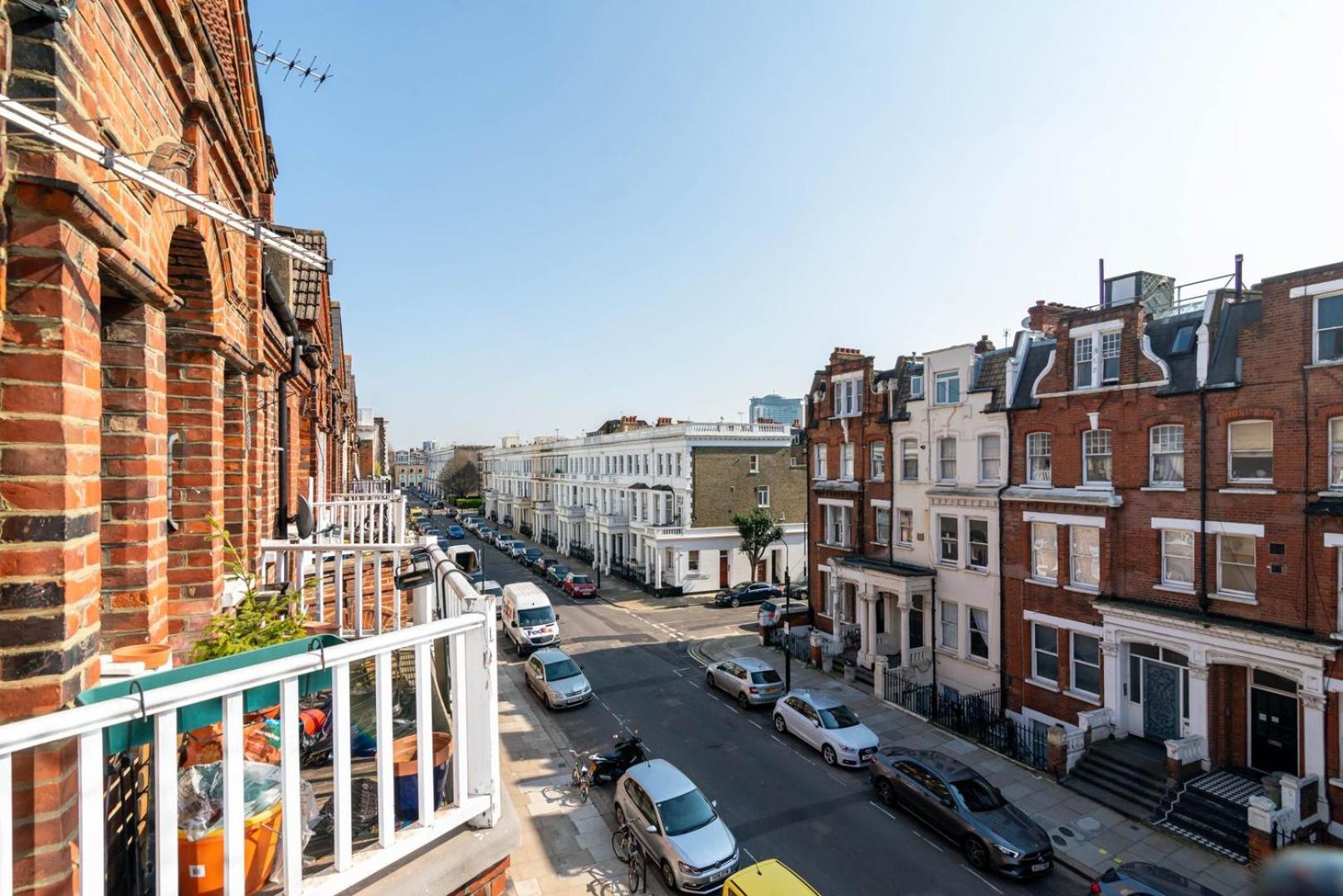 Modern Top Floor Home in West Kensington wTerrace Londen Buitenkant foto
